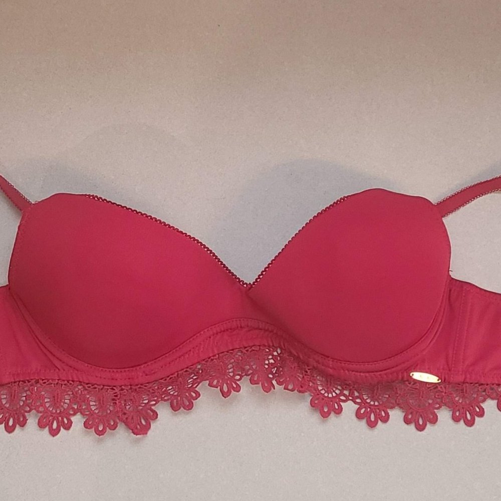 NWOT XOXO Red Bra with Lace